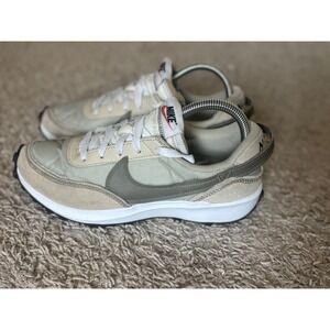 Nike Daybreak Casual Sneakers Retro‎ Running Shoes Neutral Colors Size 7.5